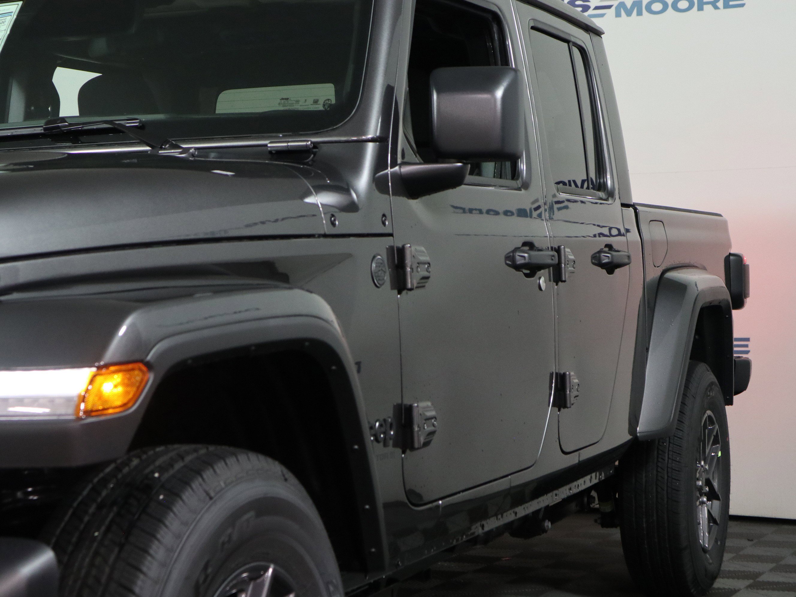 New 2026 Jeep Gladiator Sport AWD/4WD image 11