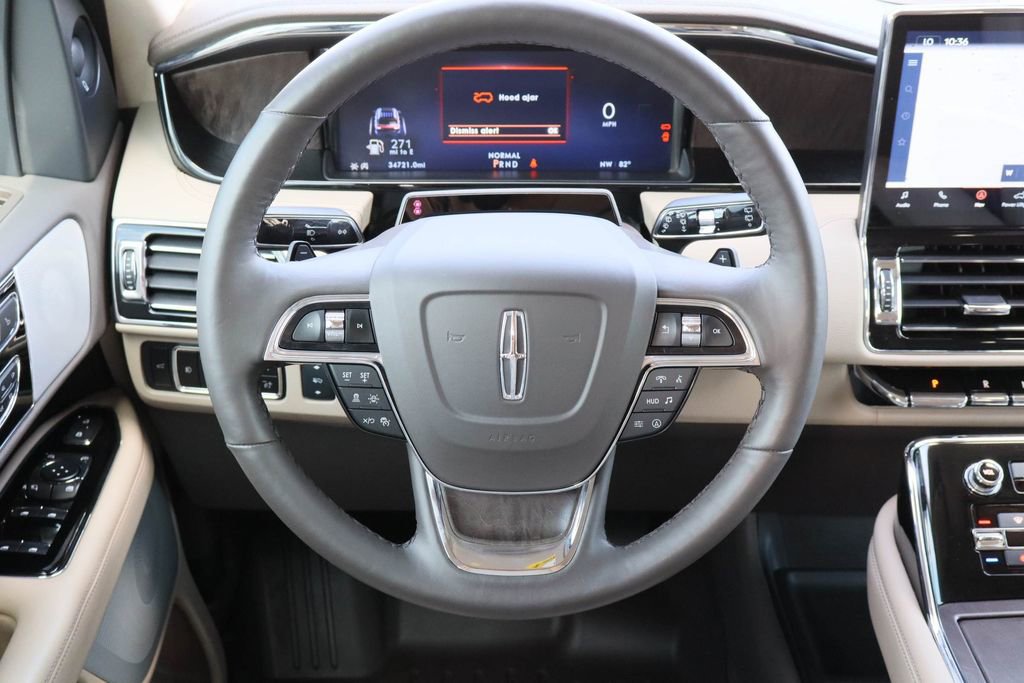 Used 2024 Lincoln Navigator Reserve AWD/4WD image 14