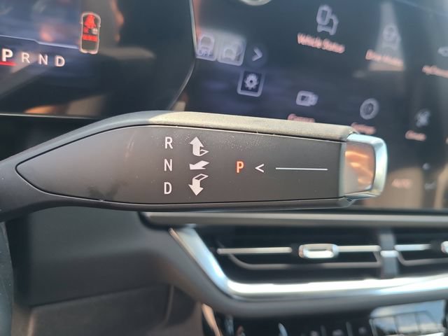 New 2026 Chevrolet Equinox EV LT w/ LPO, Blackout Package FWD image 33