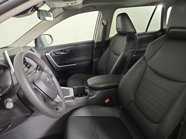 Used 2025 Toyota RAV4 XLE Premium image 13