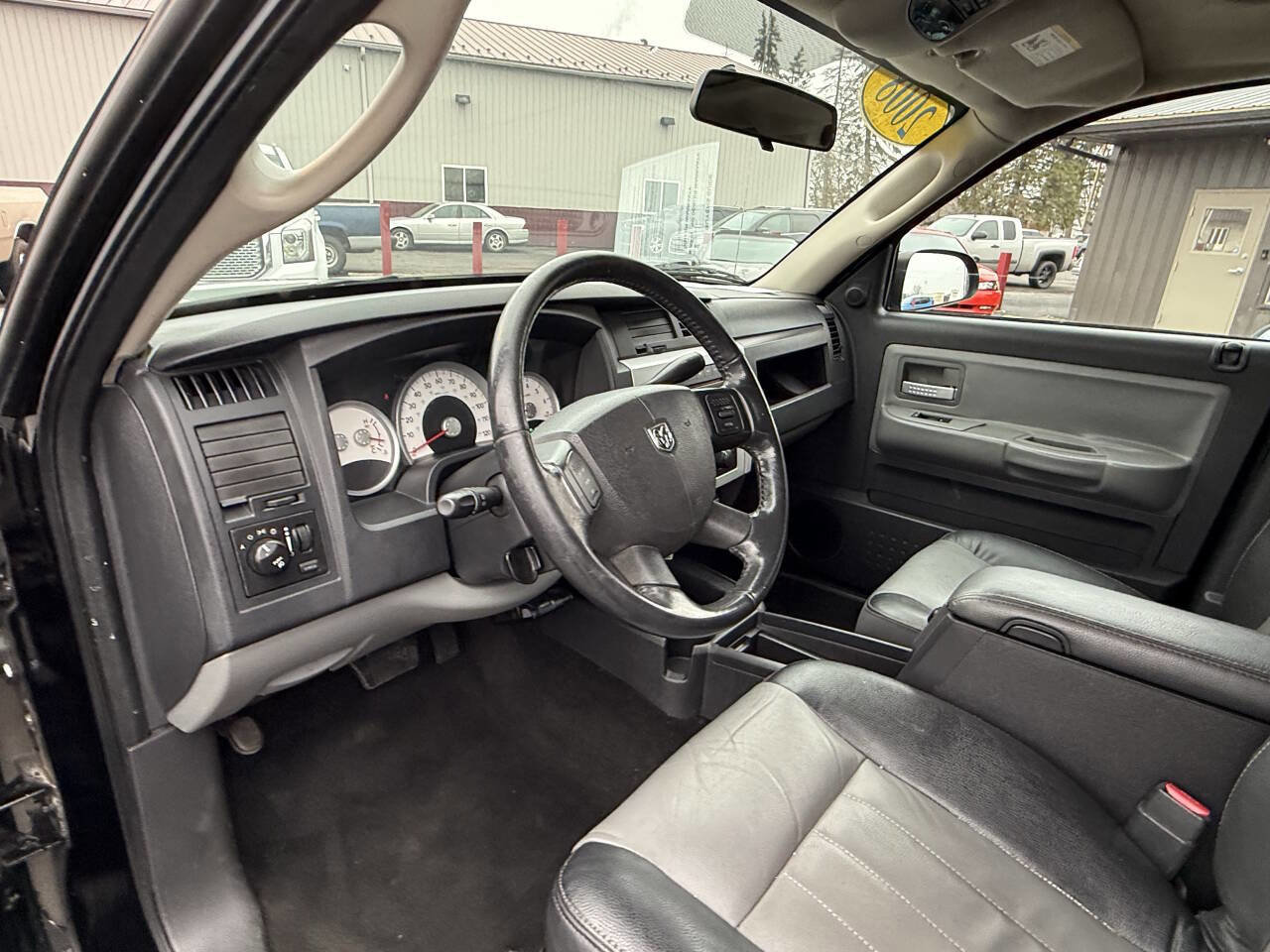 Used 2008 Dodge Dakota Laramie image 11