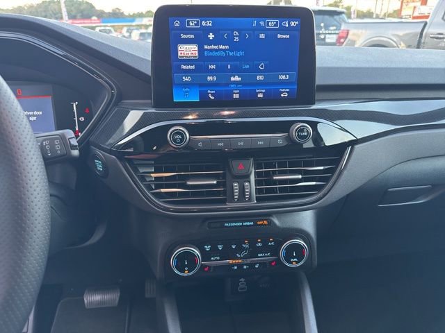 New 2025 Ford Escape ST-Line w/ Equipment Group 301A image 20