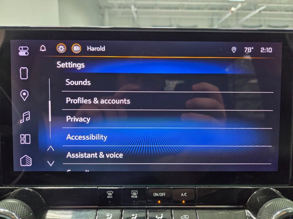 Used 2024 Chevrolet Colorado Trail Boss w/ Advanced Trailering Package AWD/4WD image 45