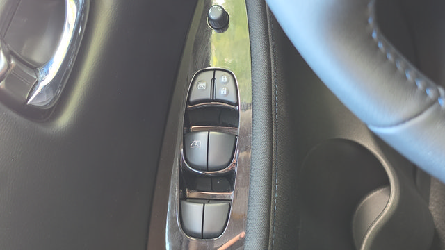 Used 2025 Nissan Leaf SV Plus FWD image 34