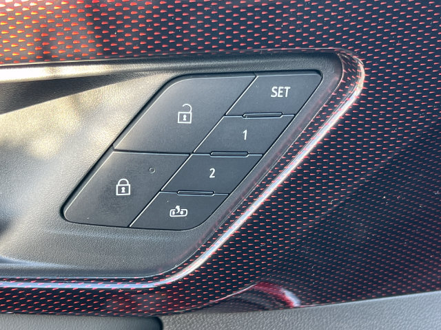 New 2027 Chevrolet Traverse RS w/ LPO, Floor Liner Package AWD/4WD image 19