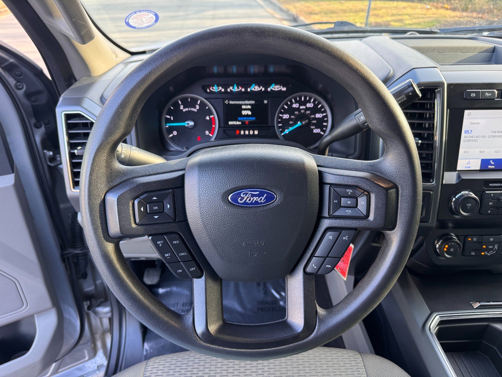 Used 2022 Ford F350 XLT w/ XLT Value Package image 32