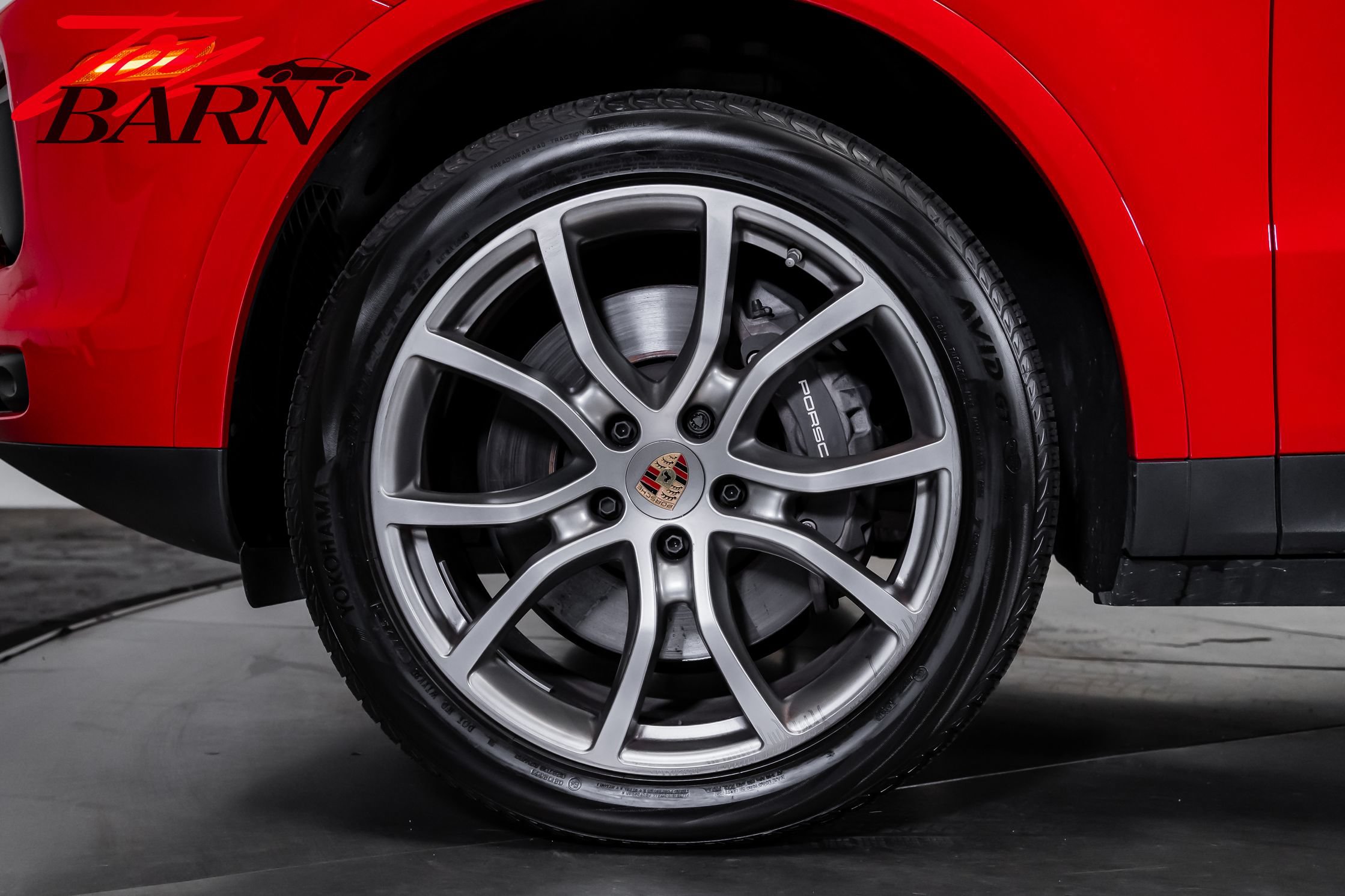 Used 2023 Porsche Cayenne AWD/4WD image 15