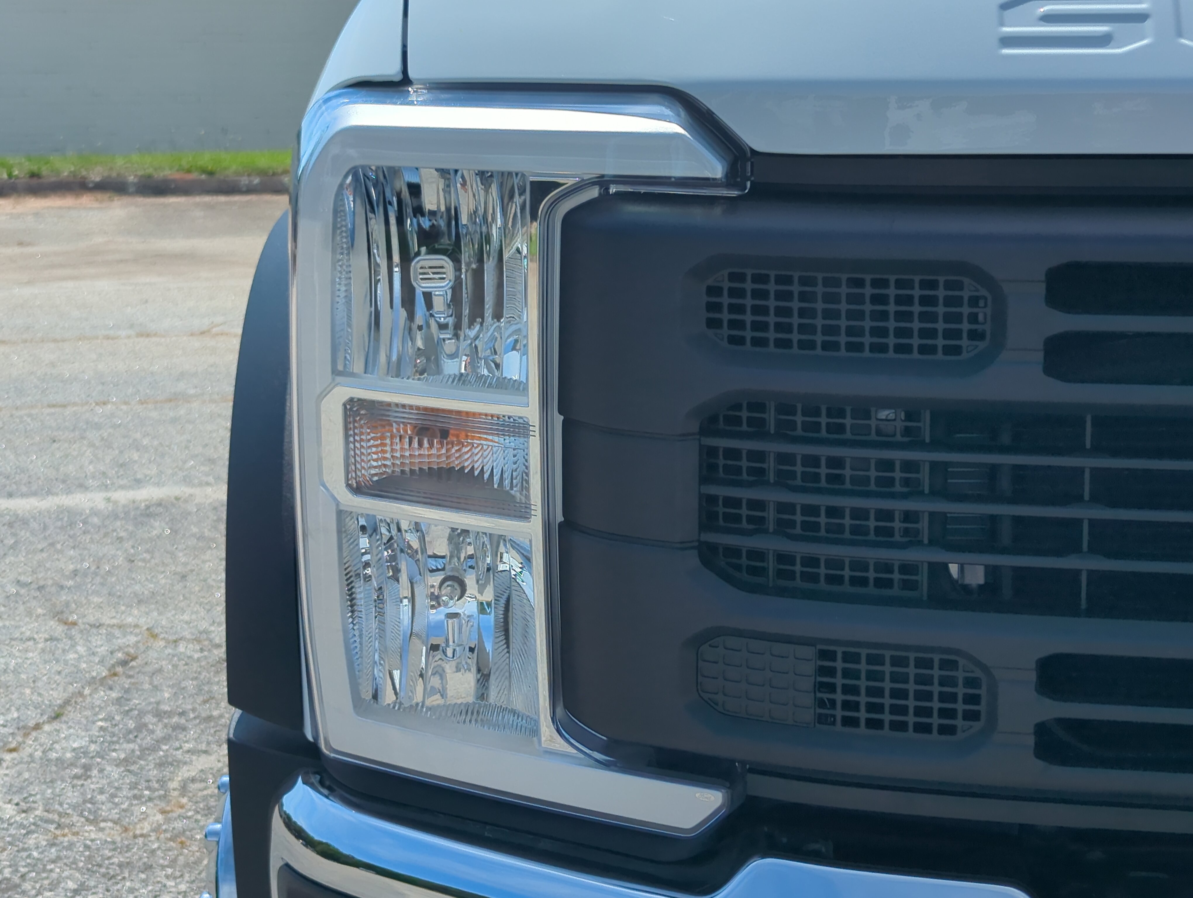 Used 2025 Ford F450 XL w/ 360-Degree Camera Package AWD/4WD image 8