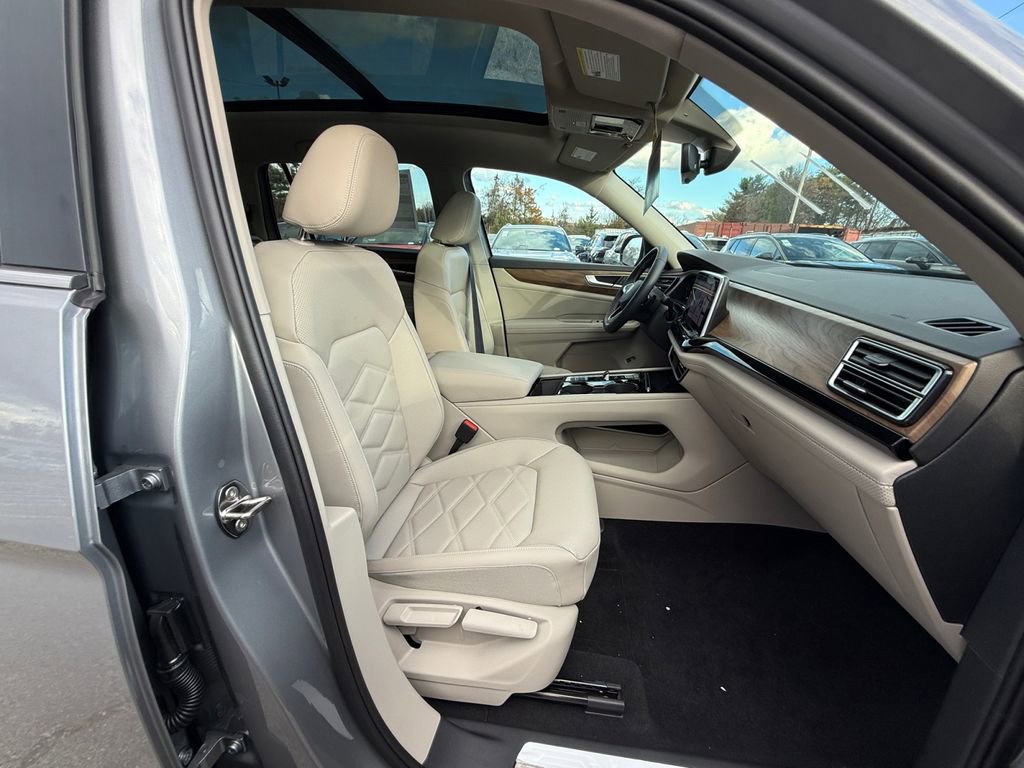 New 2026 Volkswagen Atlas SE image 25