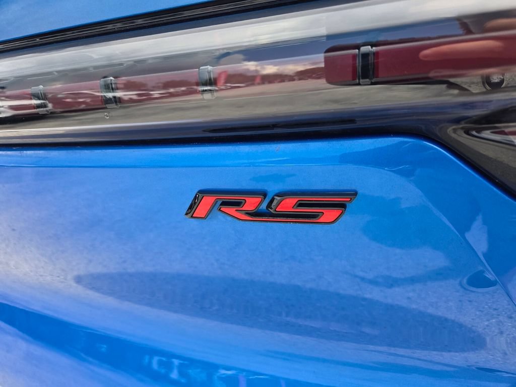 Used 2024 Chevrolet Equinox EV RS w/ LPO, Trailering Package FWD image 13