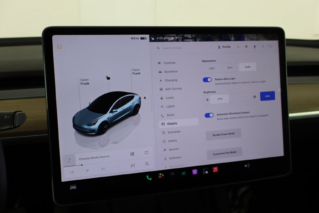 Used 2023 Tesla Model 3 Standard Range RWD image 37