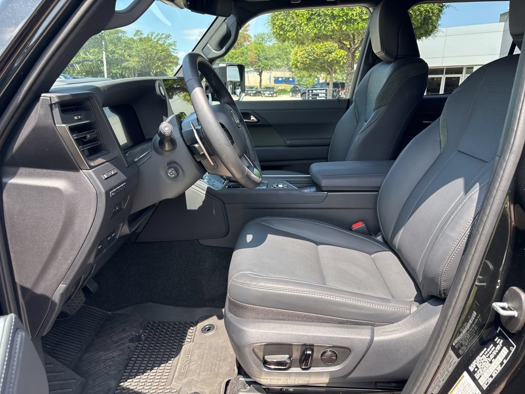 Certified 2025 Lexus GX 550 AWD/4WD image 19