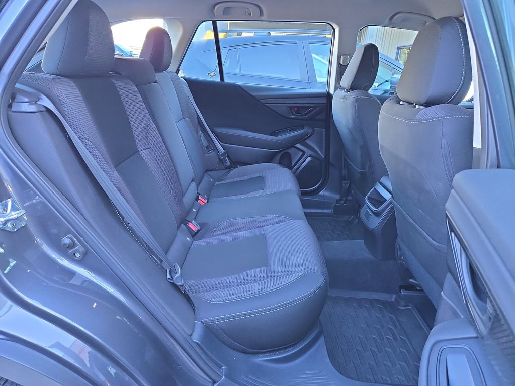 Used 2025 Subaru Outback image 16