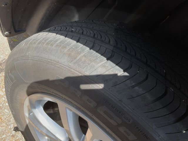 Used 2017 Chevrolet Equinox LT FWD image 12