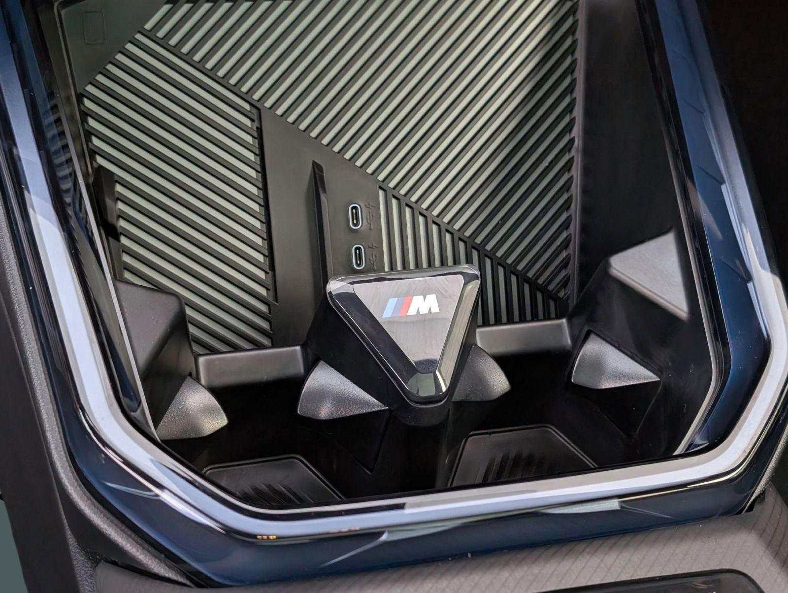 Used 2025 BMW X3 M50 w/ Premium Package image 25