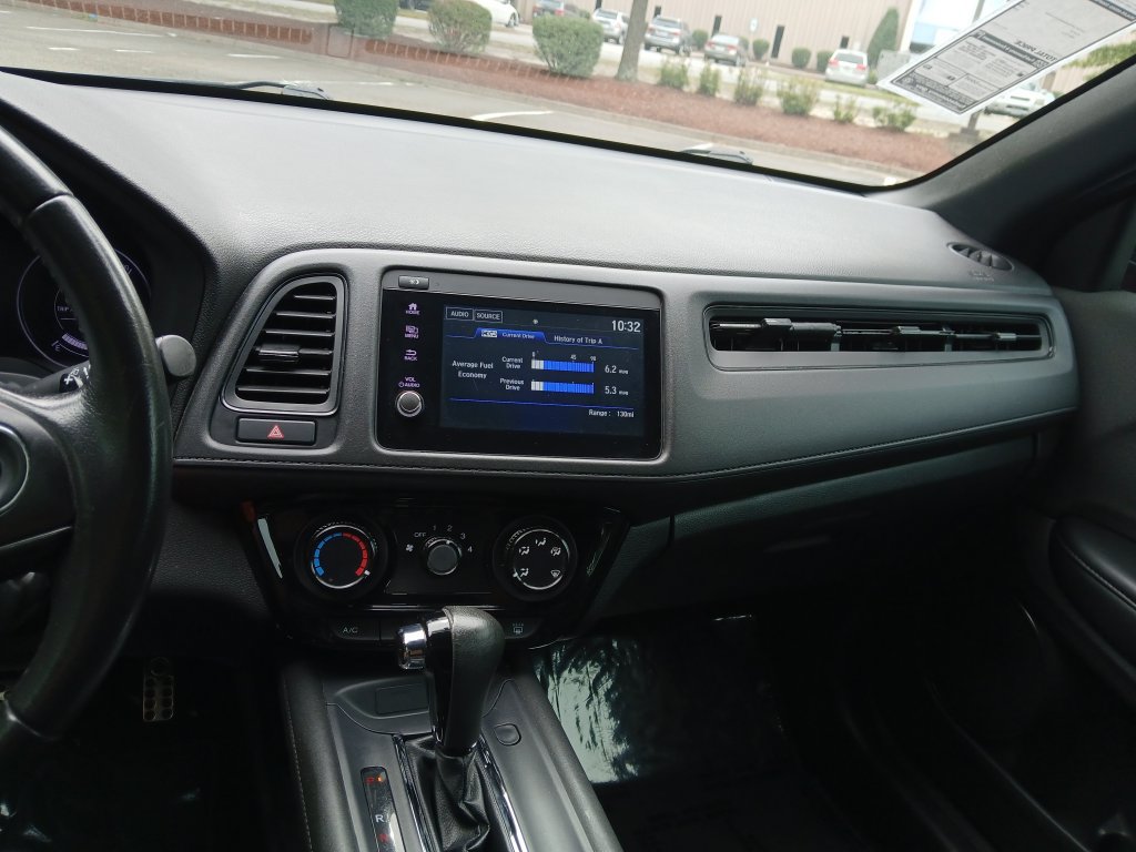 Used 2019 Honda HR-V Sport image 35