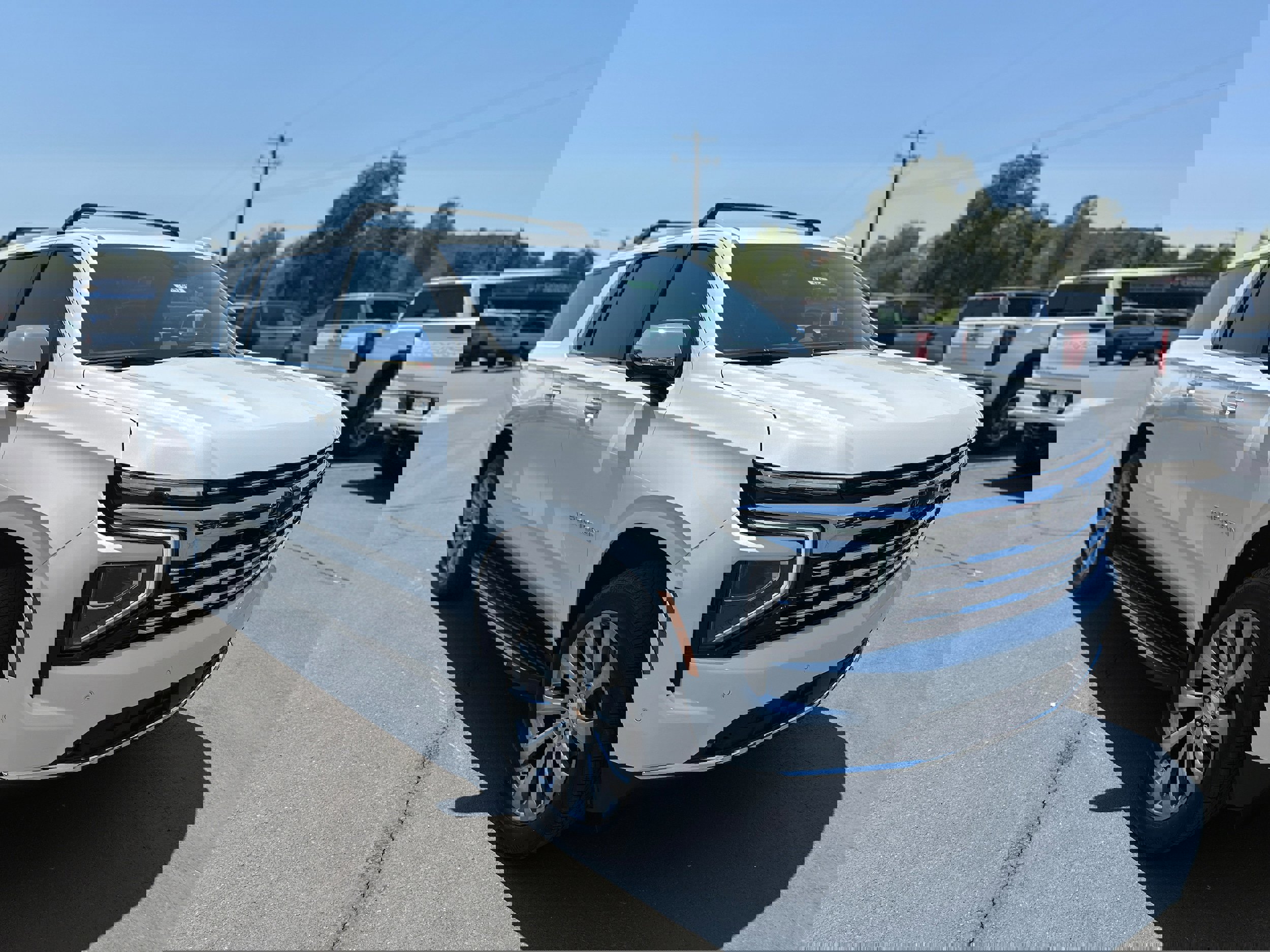 New 2025 Chevrolet Suburban Premier w/ LPO, Illumination Package image 3