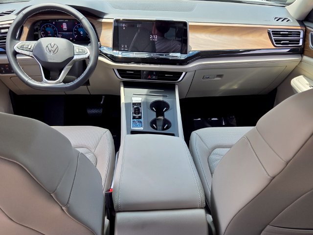 New 2026 Volkswagen Atlas SE FWD image 8