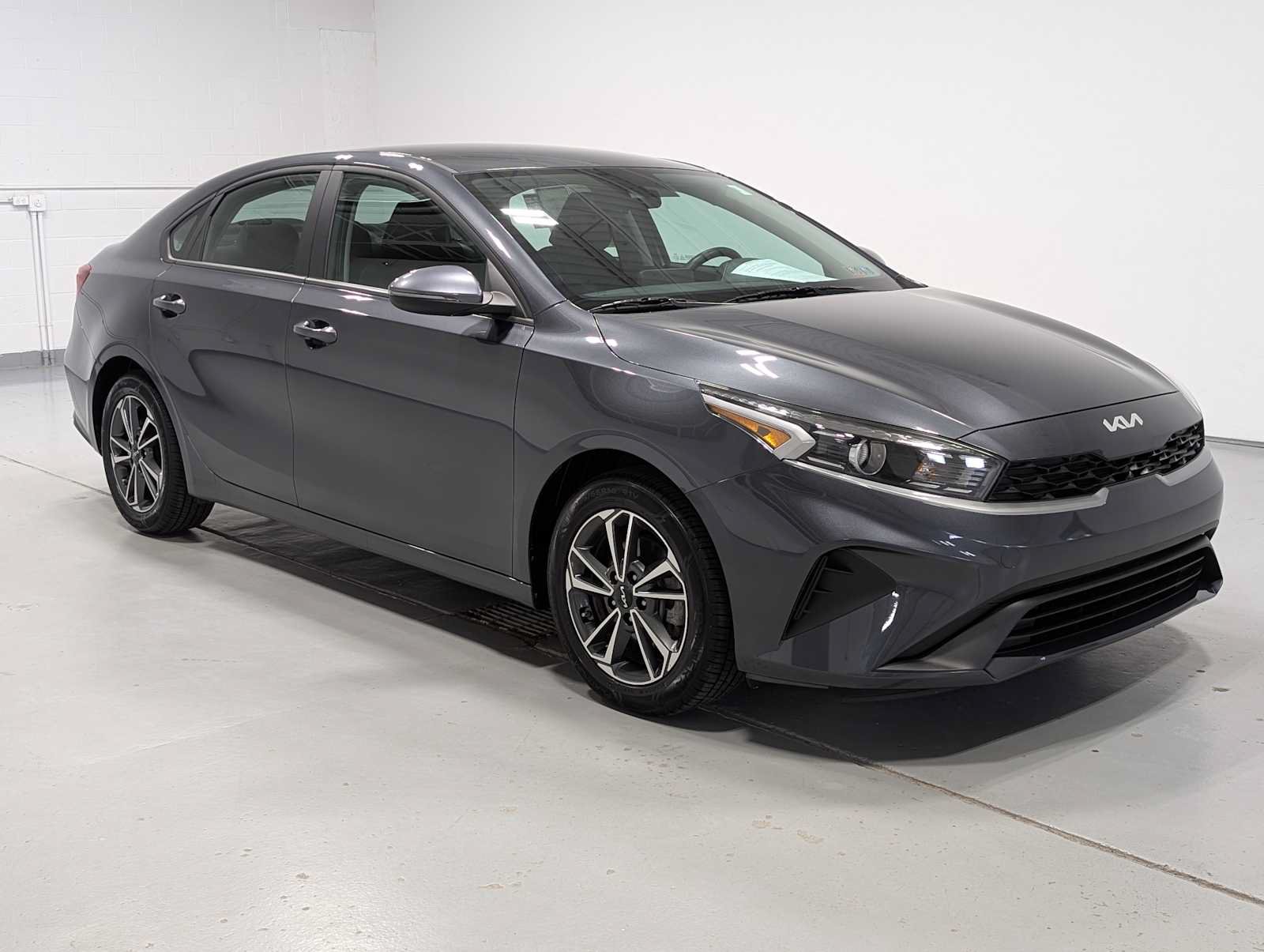 Certified 2023 Kia Forte LXS w/ LXS Technology Package FWD image 6
