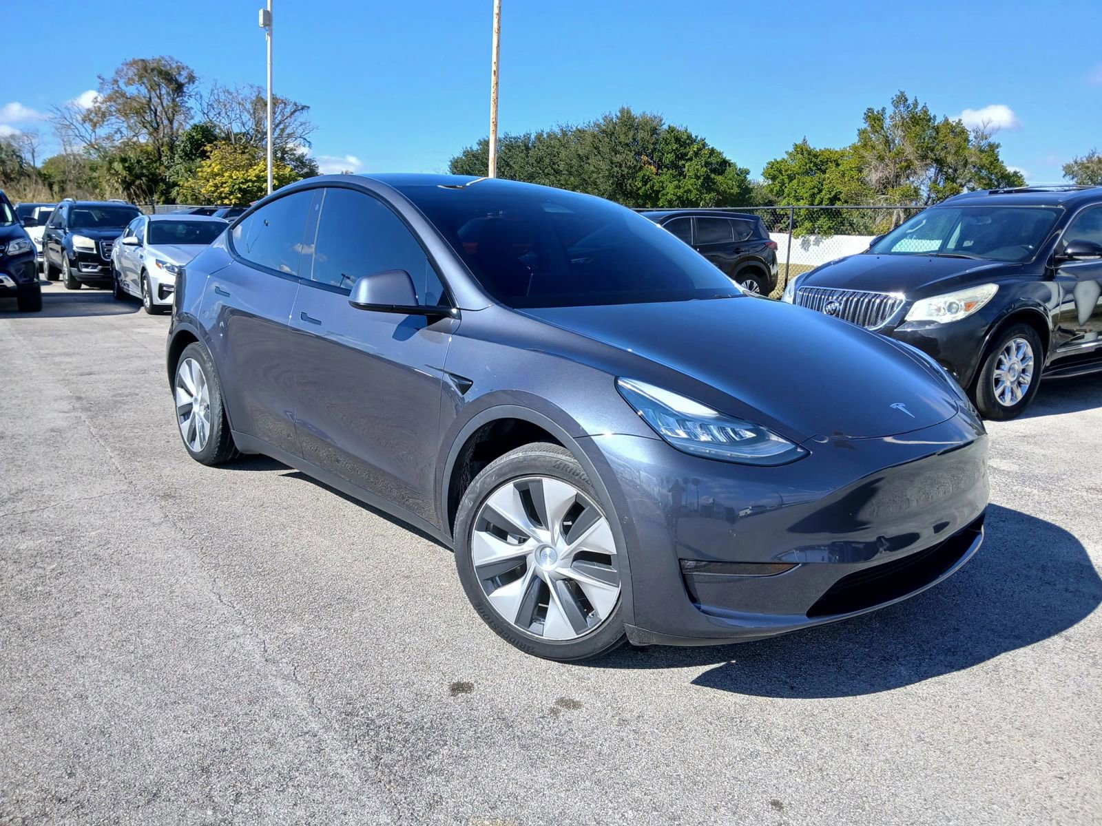 Used 2021 Tesla Model Y 2WD image 1