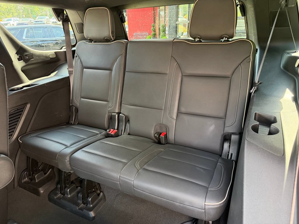 Used 2024 Chevrolet Tahoe Premier AWD/4WD image 33