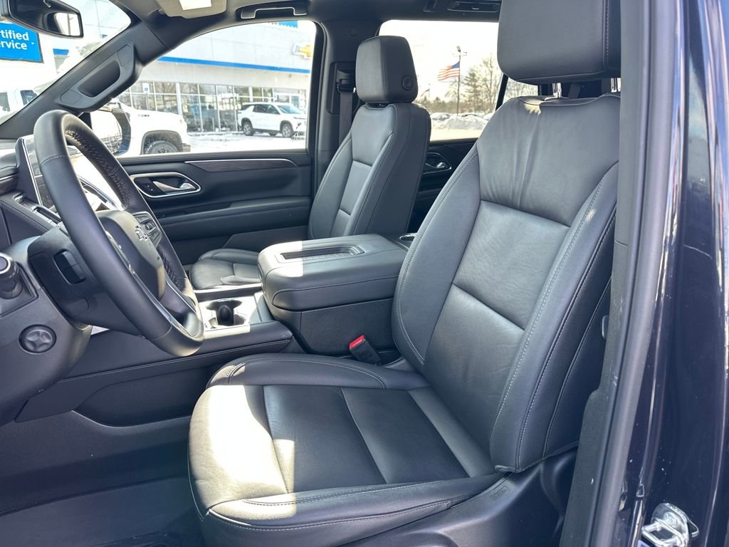 Used 2024 Chevrolet Tahoe Z71 w/ Luxury Package image 13