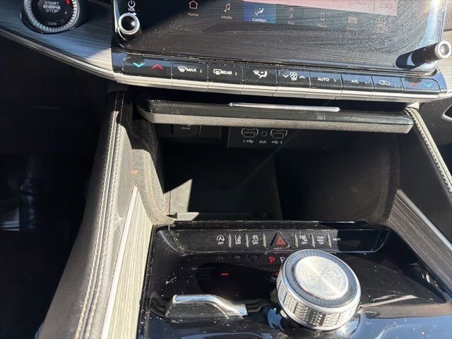 Used 2023 Jeep Wagoneer L Series II image 22