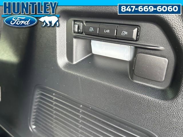 Used 2023 Ford Explorer Limited image 13