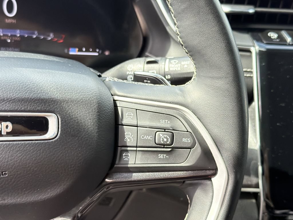 Used 2021 Jeep Grand Cherokee L Laredo AWD/4WD image 25
