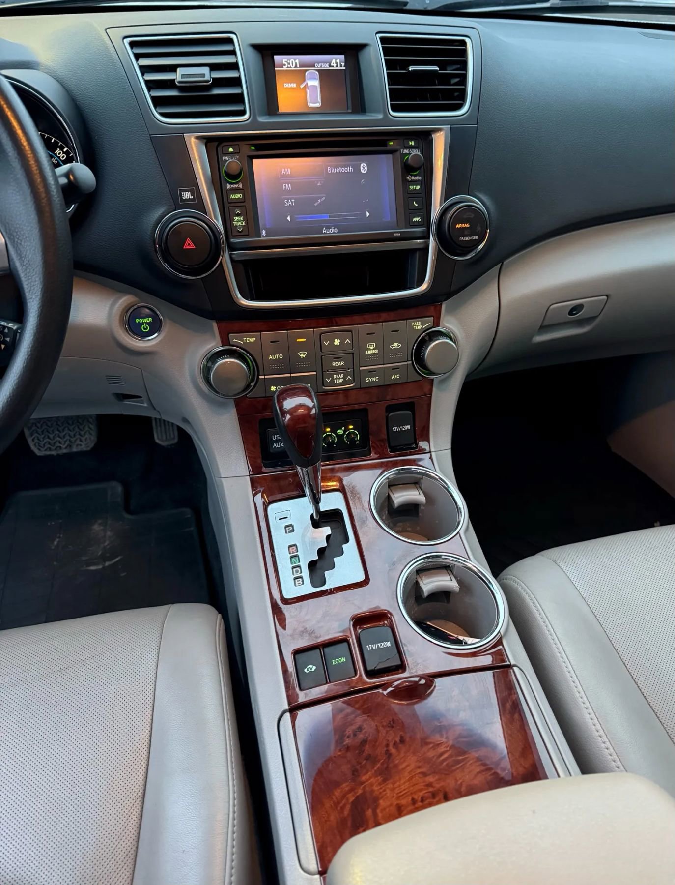 Used 2013 Toyota Highlander Limited image 20