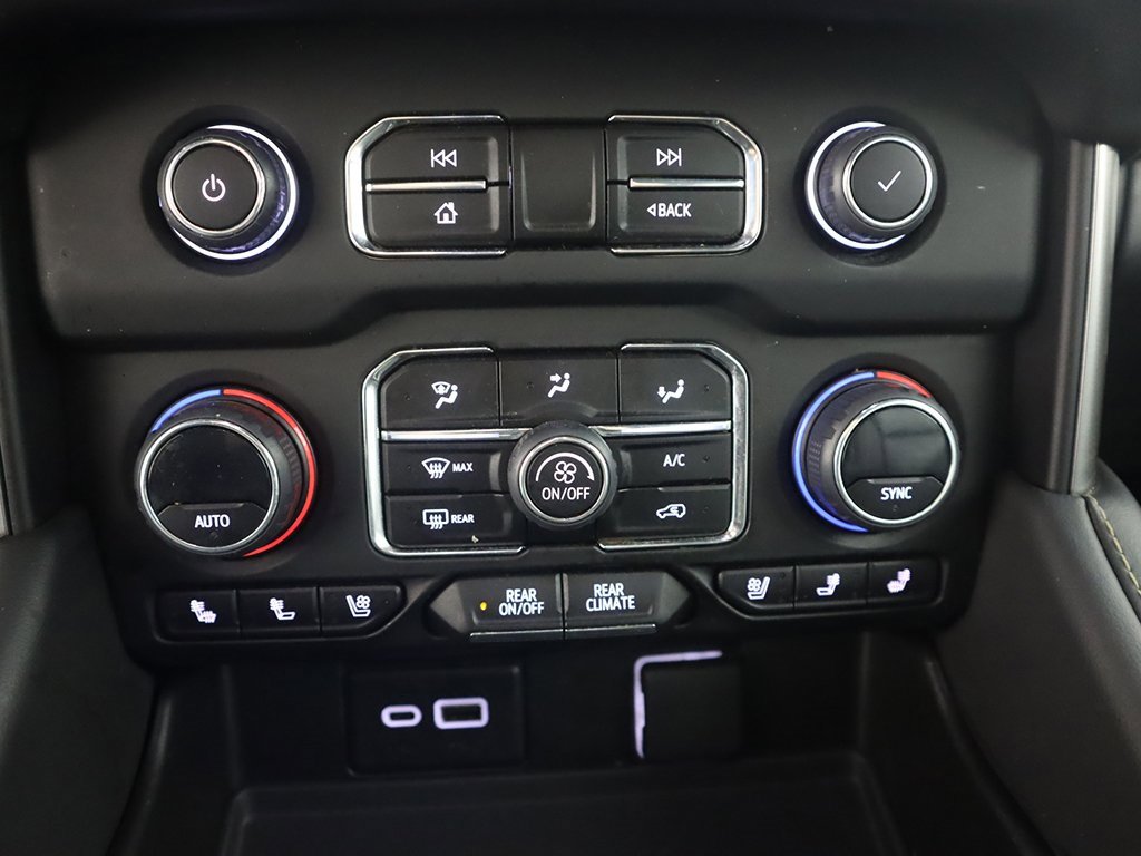 Used 2023 Chevrolet Suburban Premier image 50