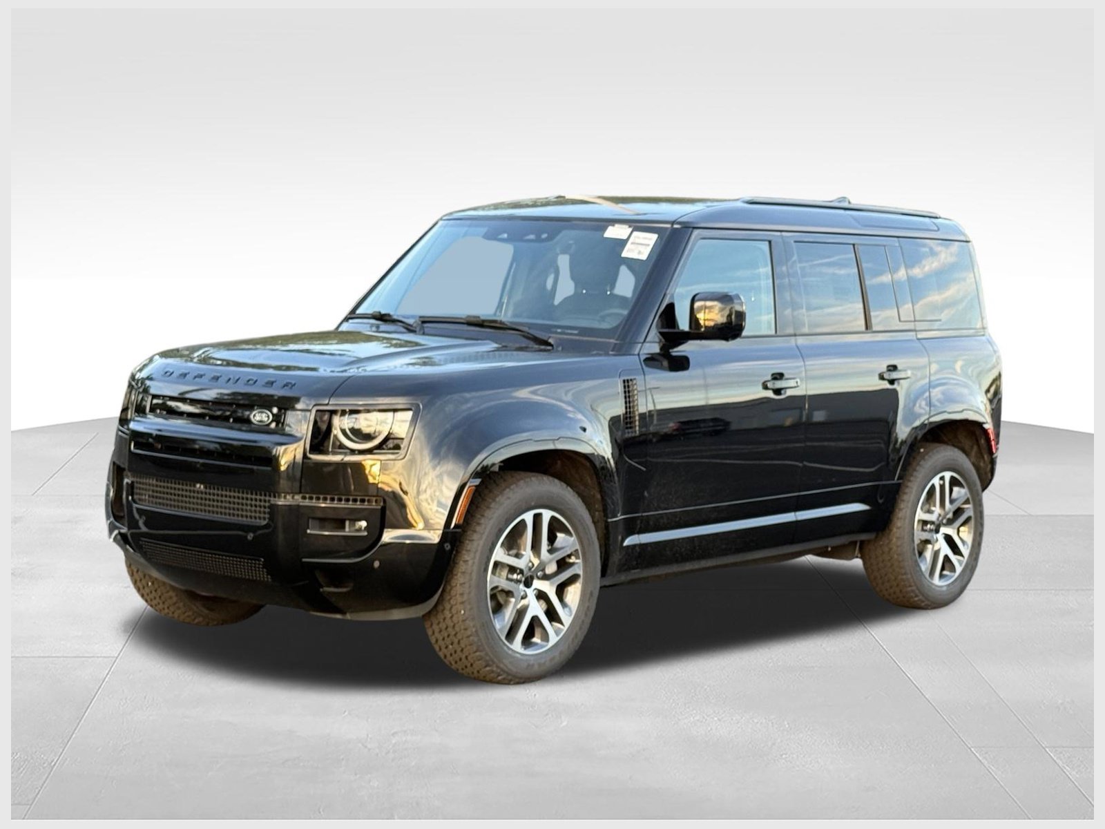 New 2026 Land Rover Defender 110 X-Dynamic SE AWD/4WD 360° Tour