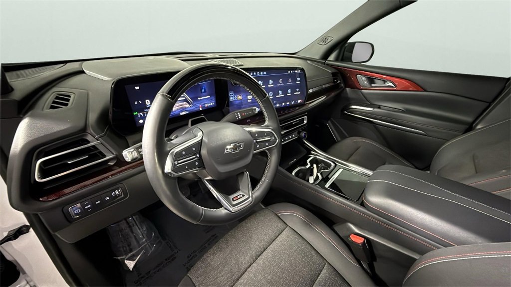 Used 2024 Chevrolet Traverse Z71 w/ Enhanced Driving Package image 18