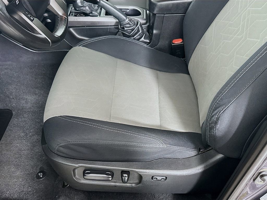 Certified 2021 Toyota Tacoma TRD Off-Road image 13