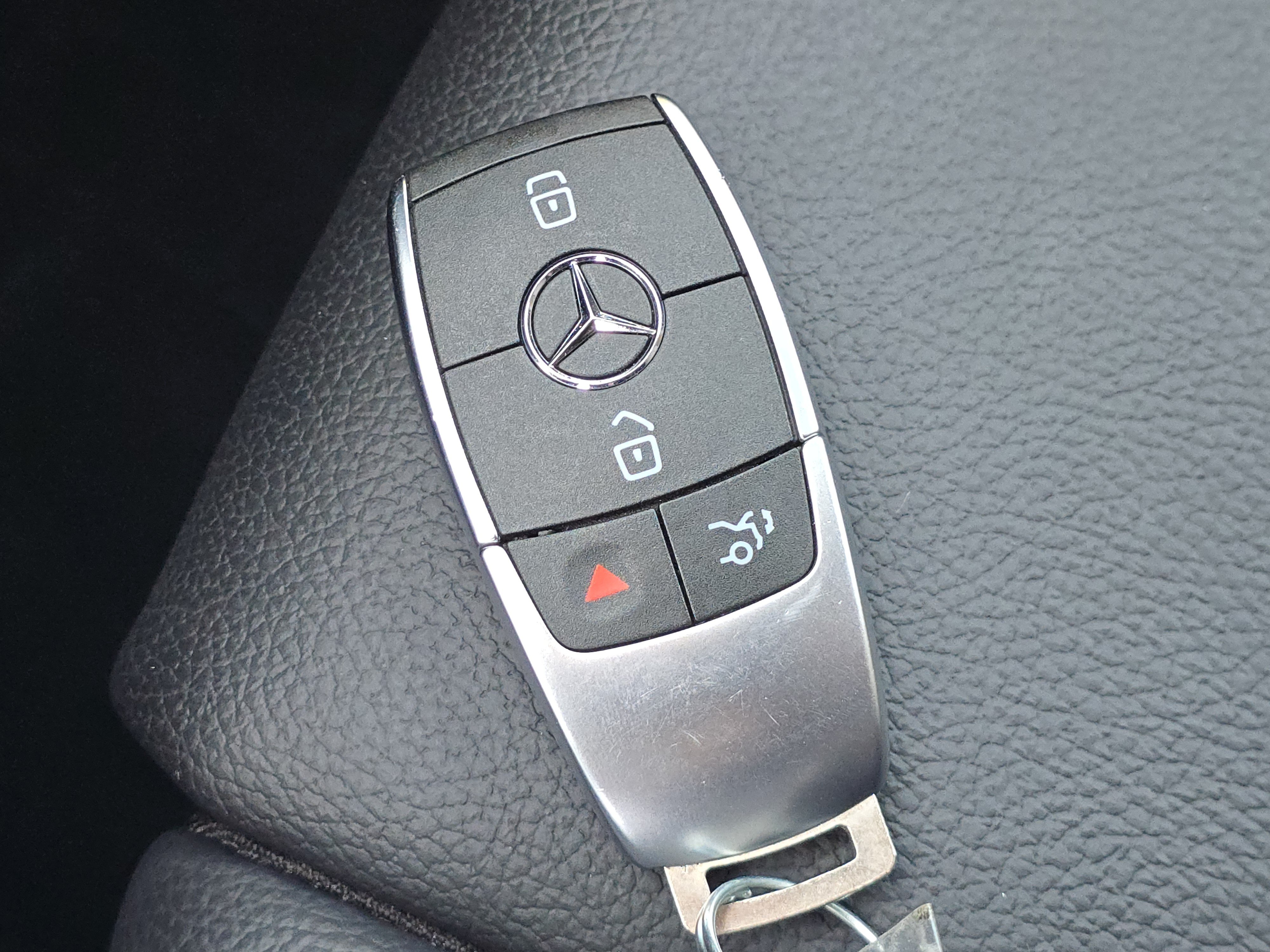 Used 2021 Mercedes-Benz GLA 250 4MATIC image 27