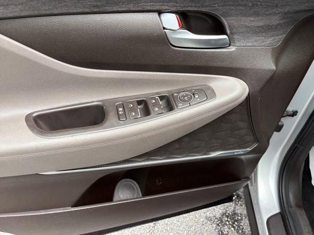 Used 2019 Hyundai Santa Fe SEL image 20
