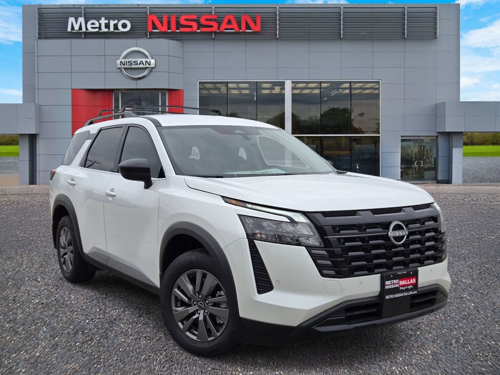 Used 2026 Nissan Pathfinder SV