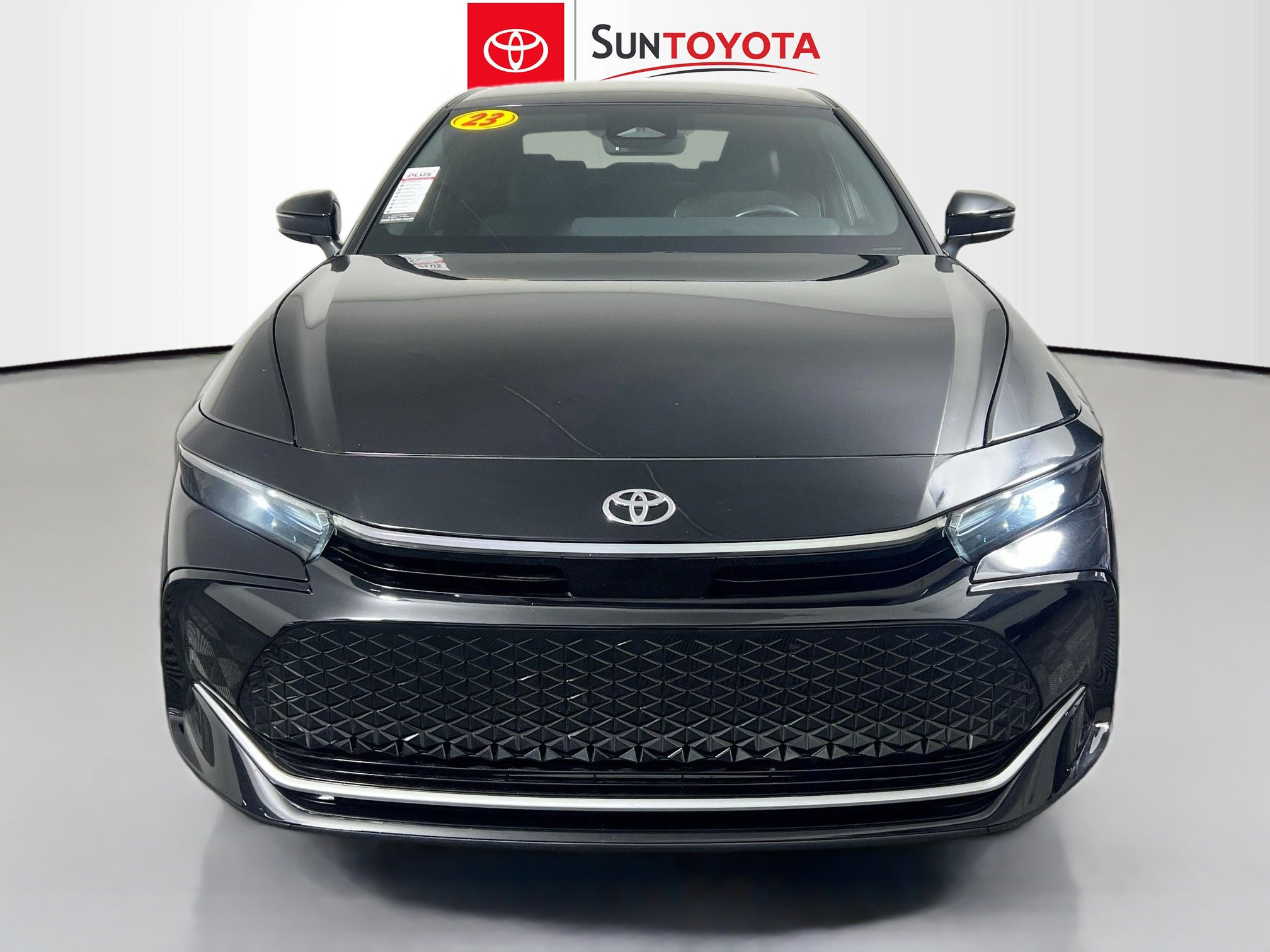 Used 2023 Toyota Crown XLE image 10