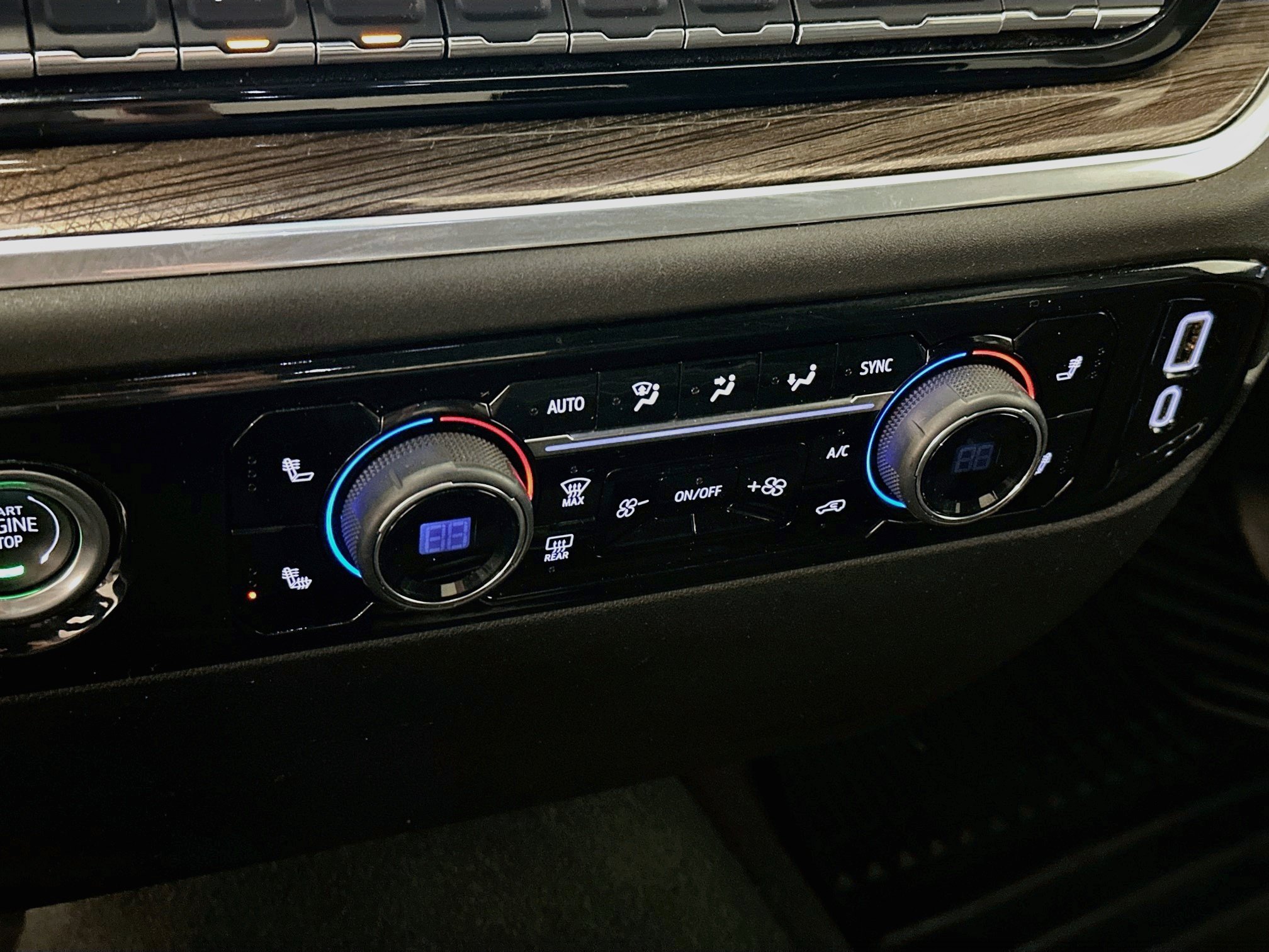 Used 2024 Chevrolet Silverado 1500 LT AWD/4WD image 24