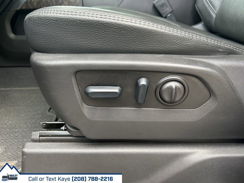 Used 2023 GMC Sierra 3500 Denali w/ Denali Ultimate Package image 26