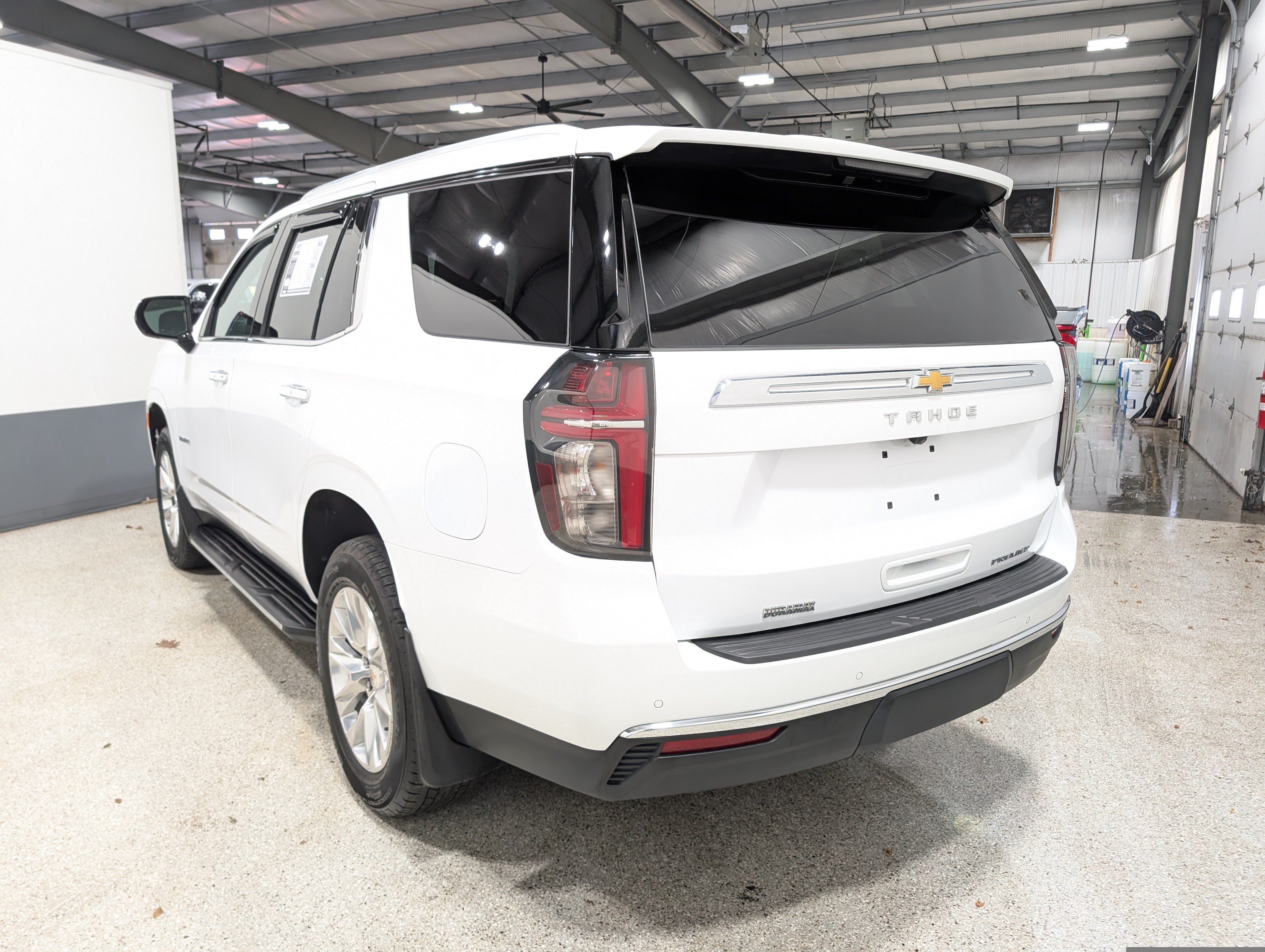 Used 2024 Chevrolet Tahoe Premier AWD/4WD image 5