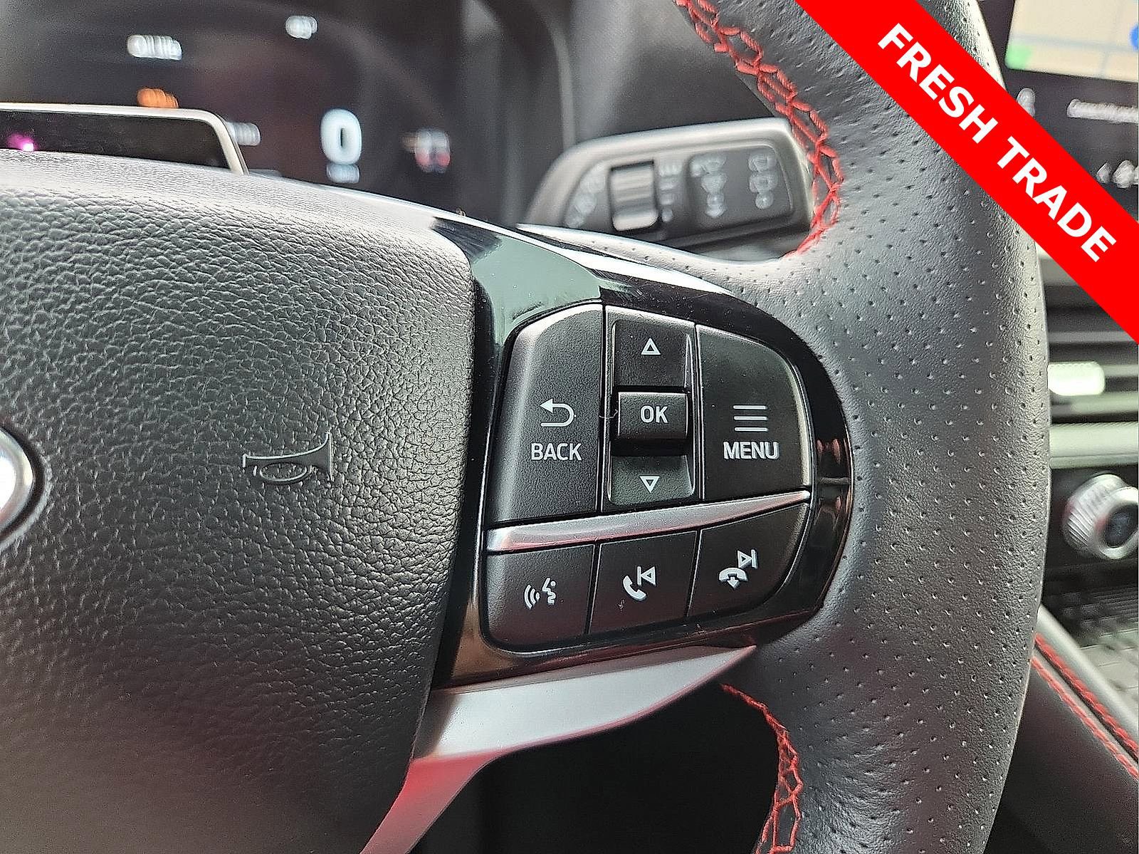 Used 2025 Ford Explorer ST-Line w/ Premium Package image 18