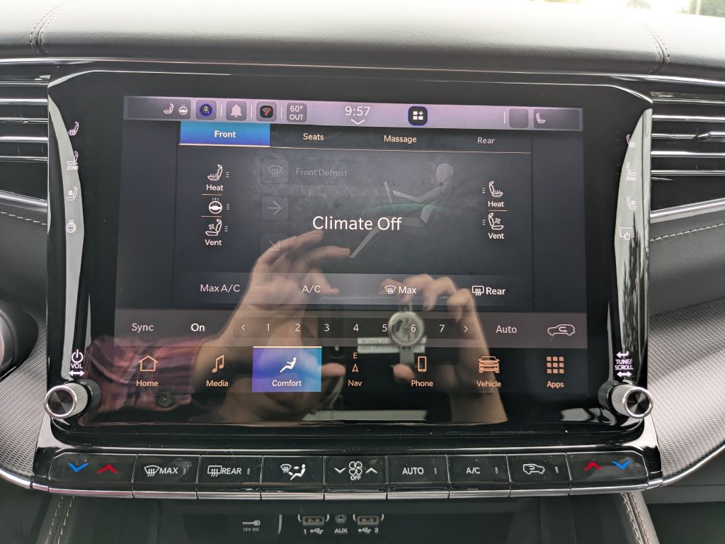New 2027 Jeep Grand Wagoneer L Summit AWD/4WD image 34