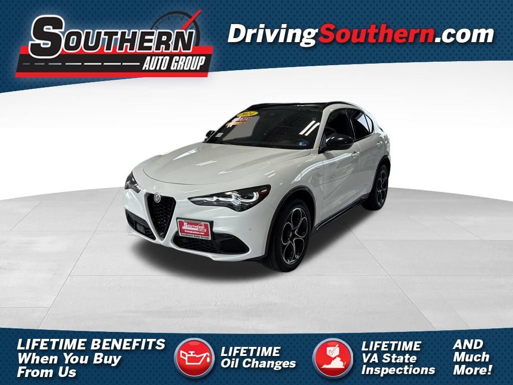 Used 2024 Alfa Romeo Stelvio Veloce AWD/4WD image 1