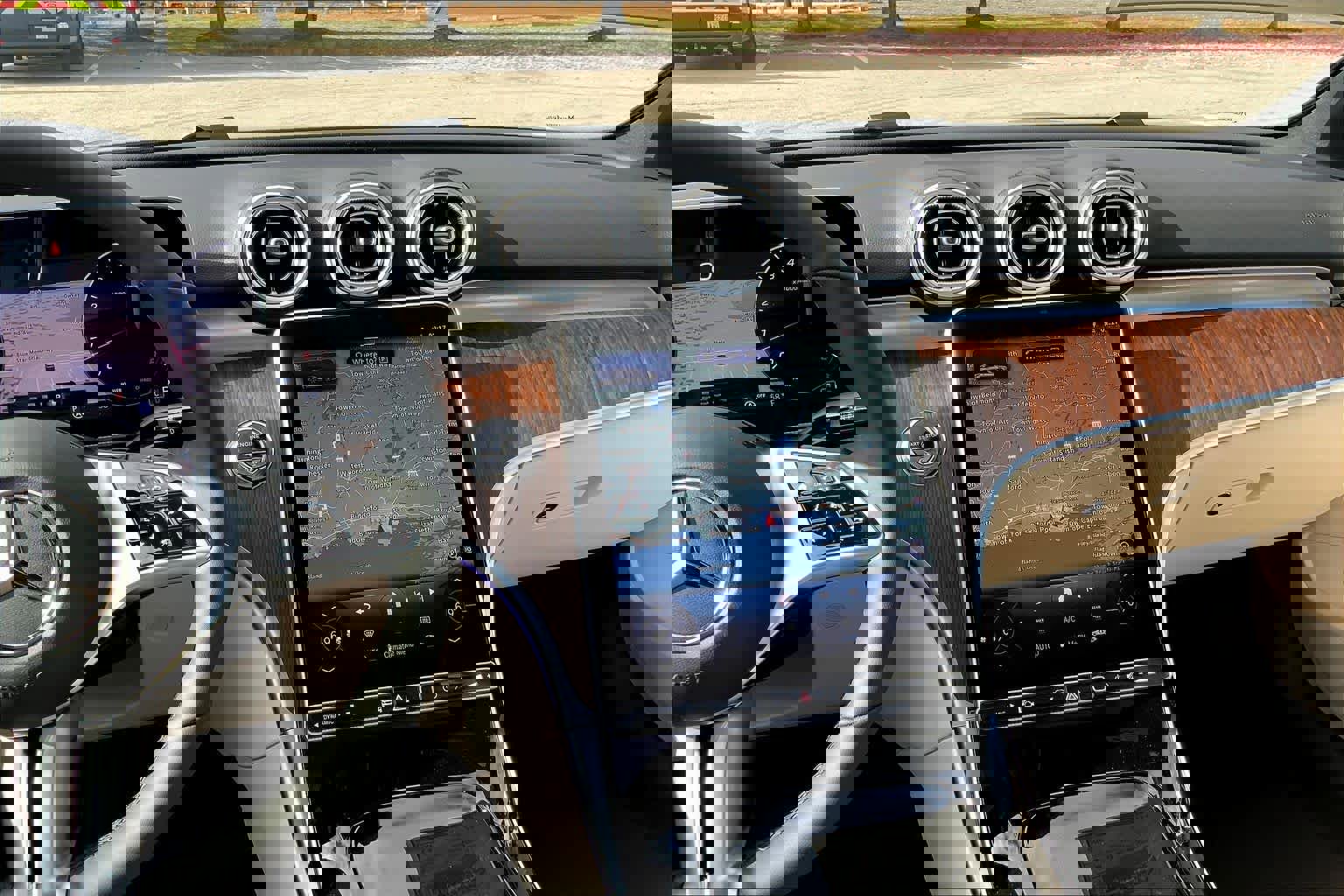 Used 2026 Mercedes-Benz C 300 4MATIC Sedan image 6