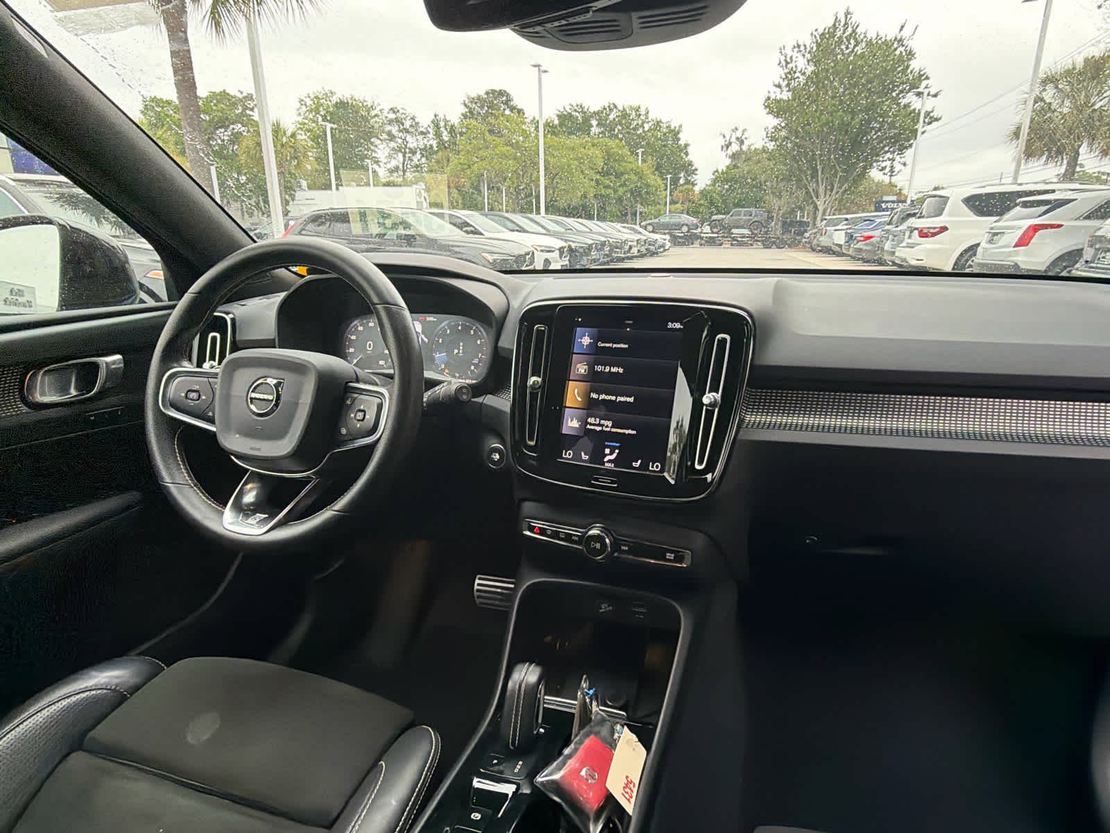 Used 2019 Volvo XC40 T5 R-Design AWD/4WD image 21