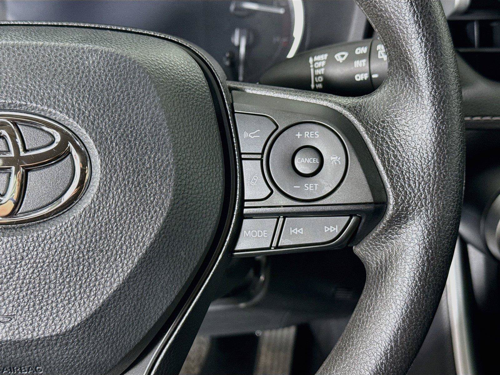 Certified 2025 Toyota RAV4 LE FWD image 17