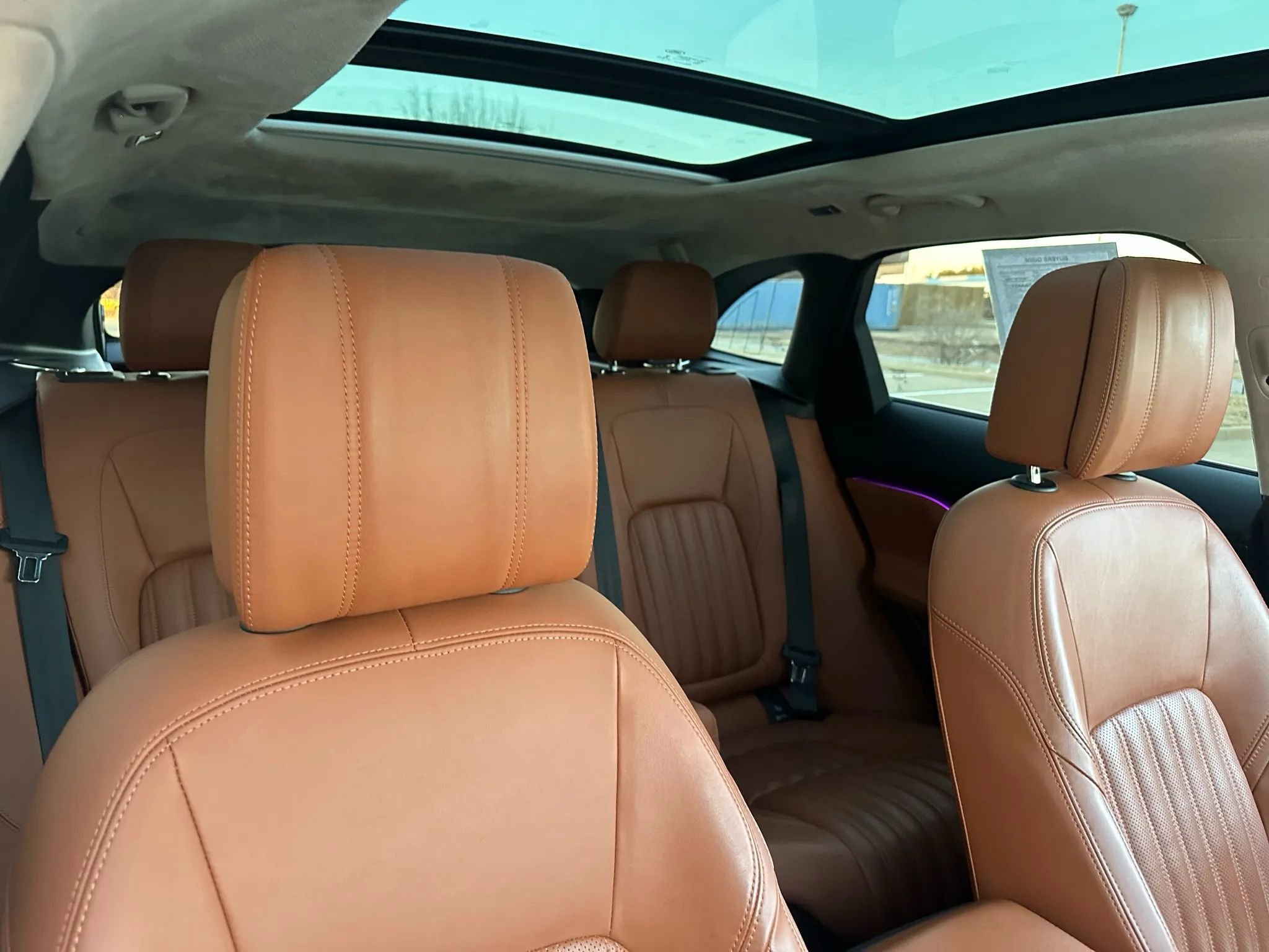 Used 2018 Jaguar F-PACE Portfolio image 30