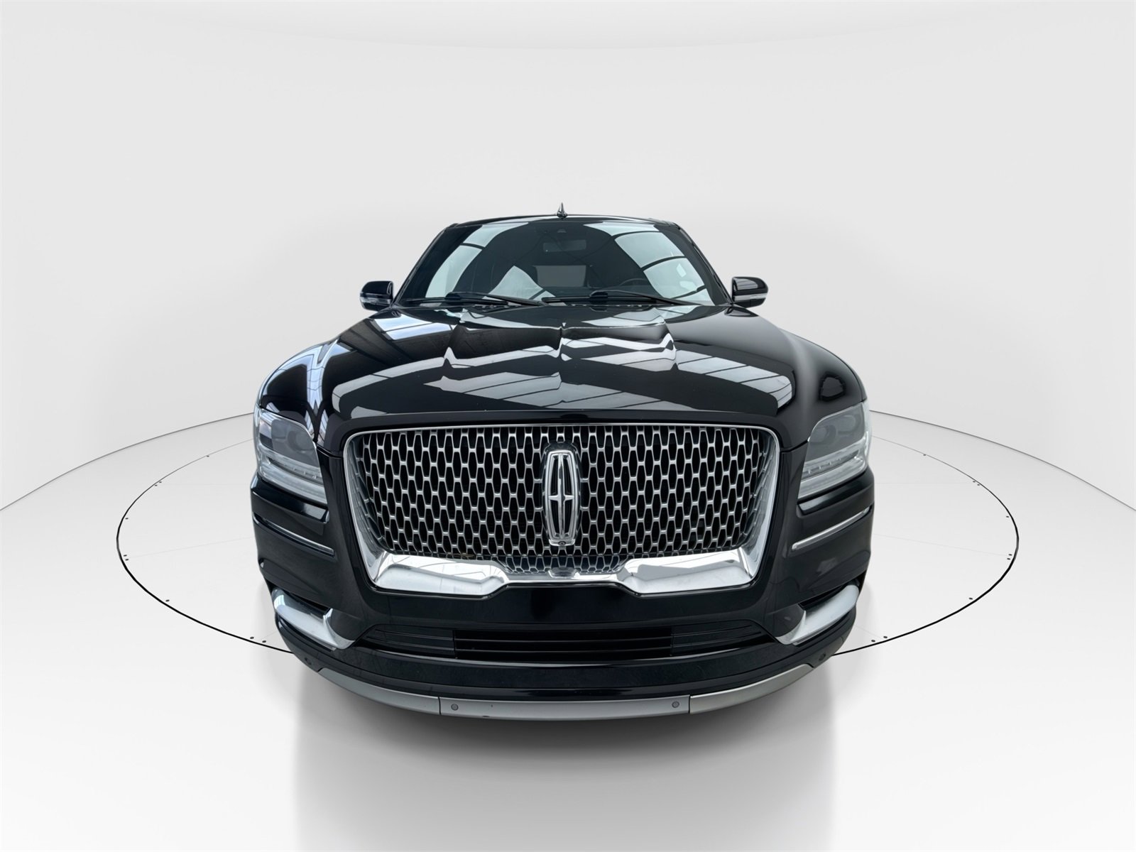 Used 2021 Lincoln Navigator L Reserve image 3