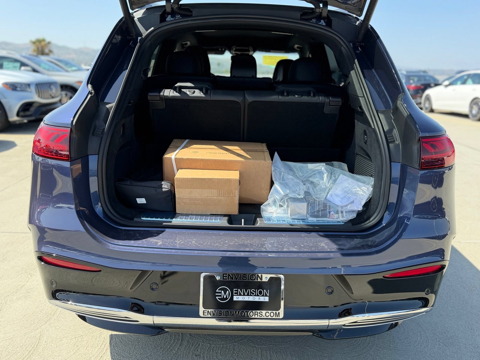 New 2026 Mercedes-Benz EQS 400 4MATIC SUV image 13